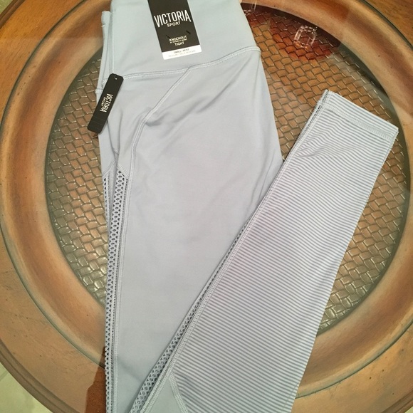 ❤️Knockout By Victoria Sport Tight ❤️ - Picture 3 of 5